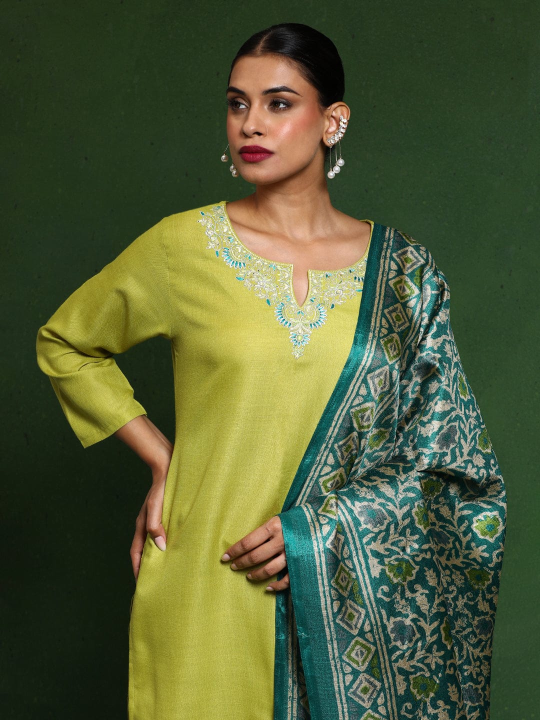The Kurti Collection Women Zari & Sequin Embroidered Kurta With Trouser & Dupatta