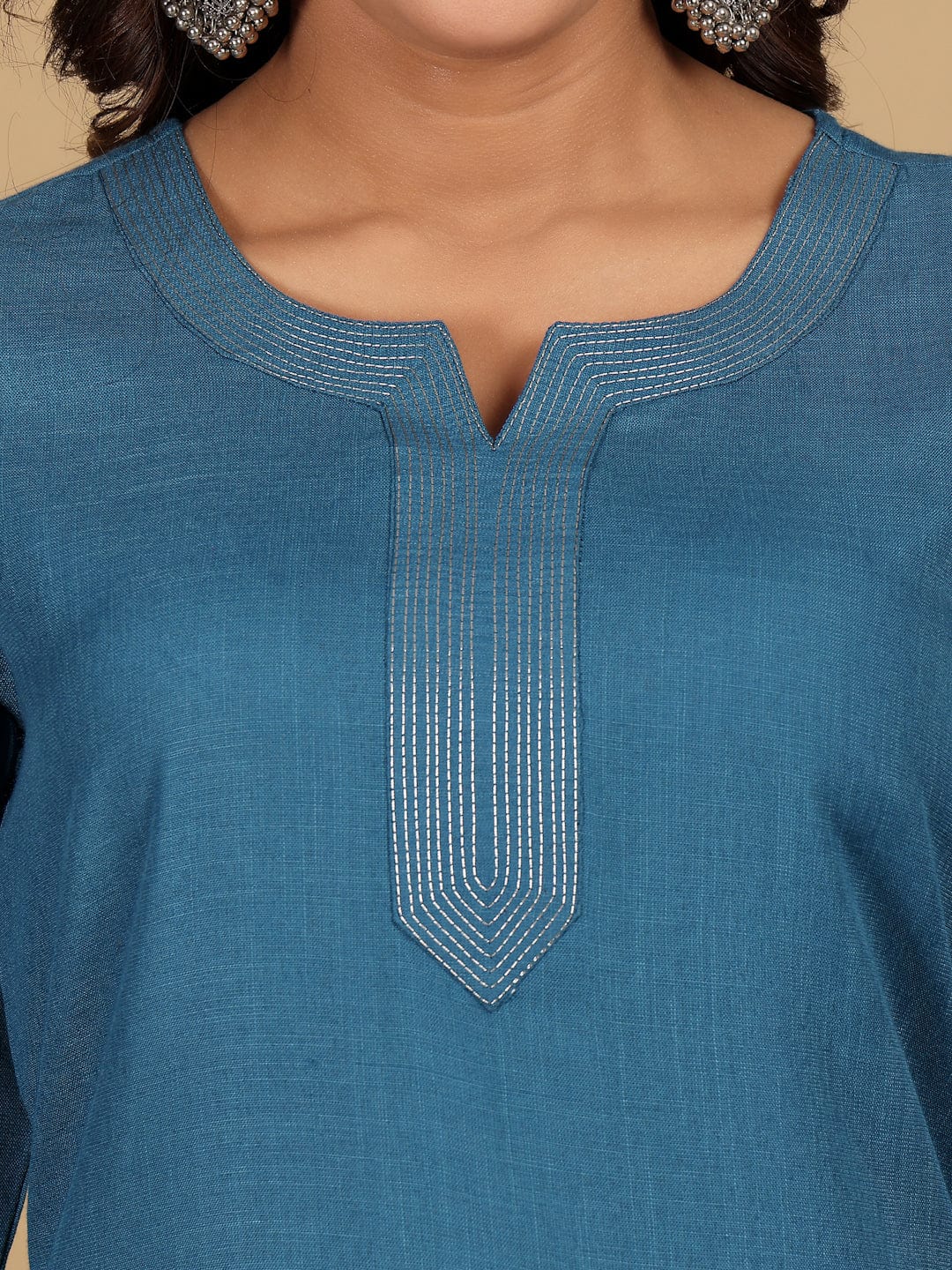The Kurti Collection Women Thread detailed yoke Kurta and Trouser with Dupata