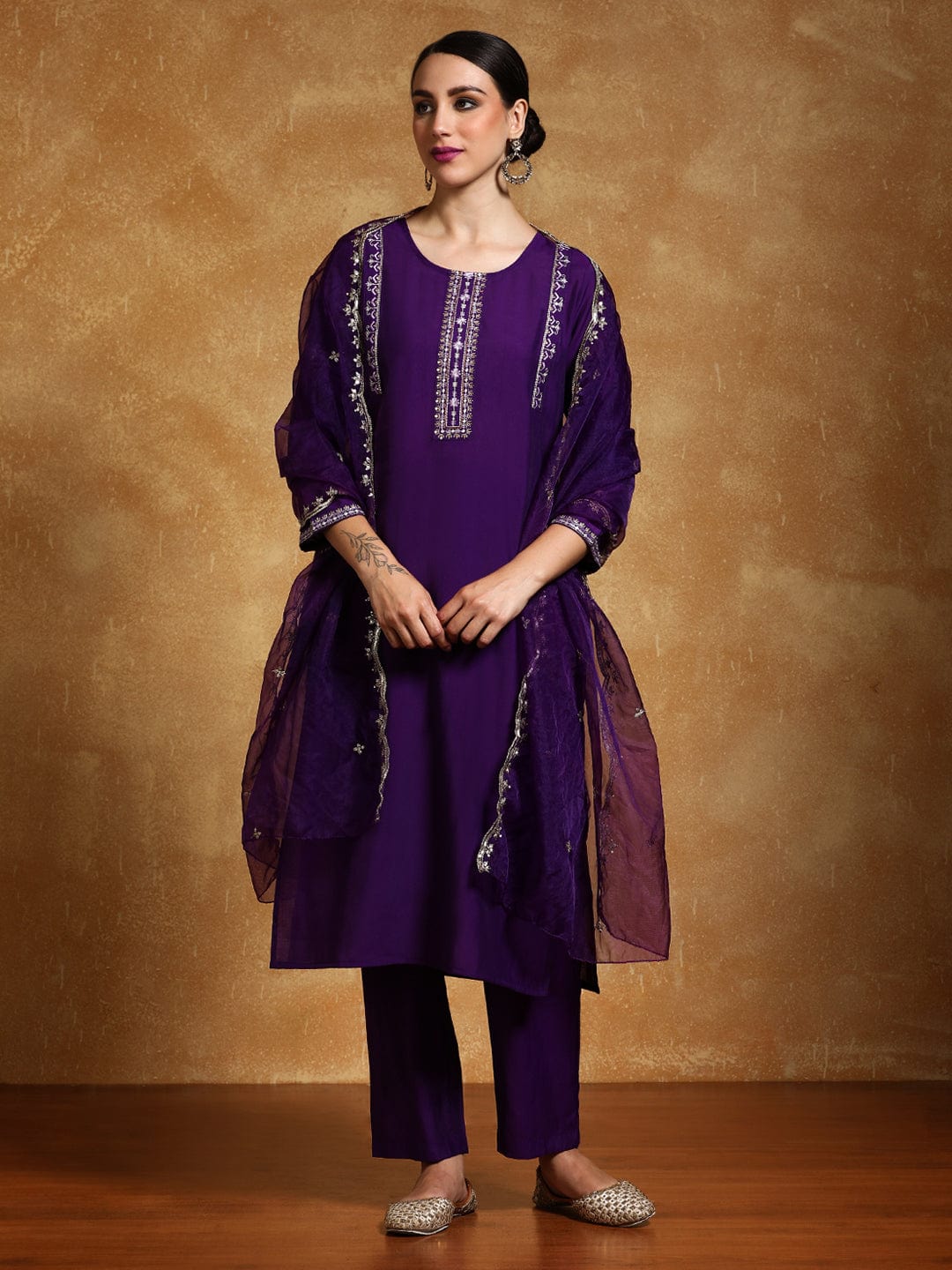The Kurti Collection Women-Thread & Sequin Embroidered Yoke Kurta With Trouser & Scallop Dupatta
