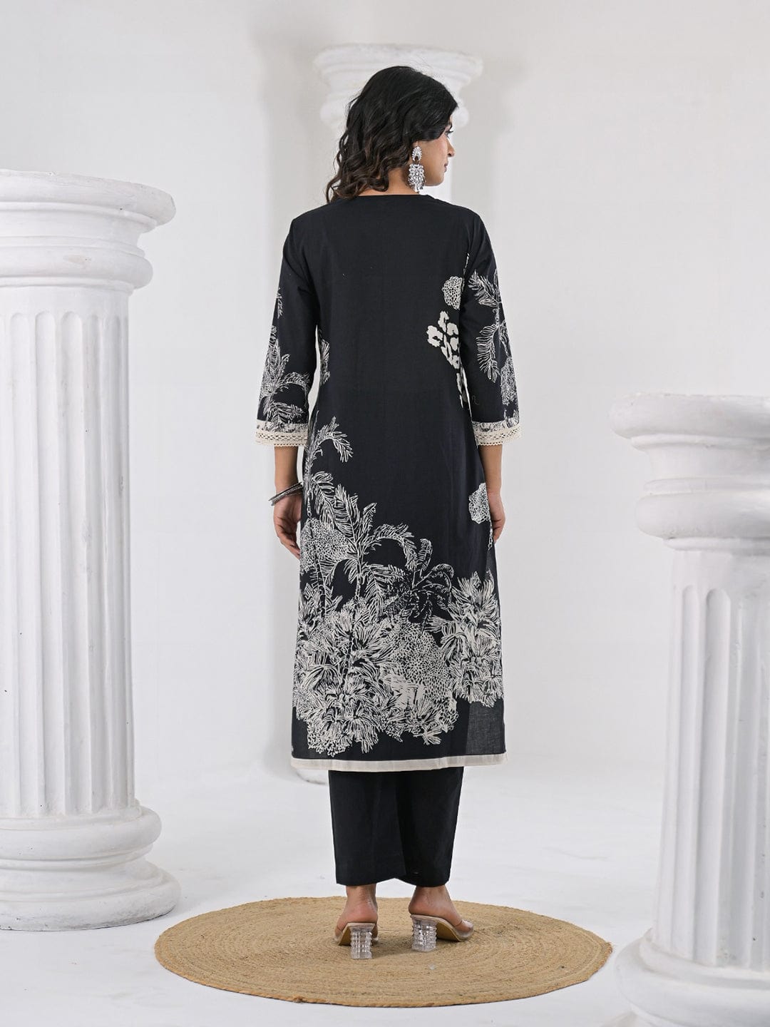 The Kurti Collection Women Floral Printed V Neck Thread Embroidered Kurta With Trouser & Dupatta