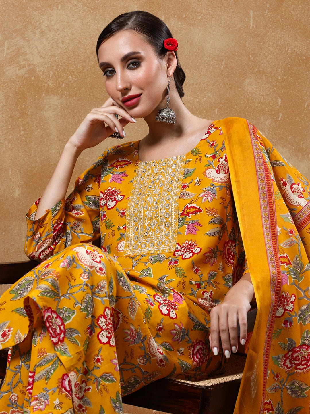 The Kurti Collection Women Floral Yoke Design Straight Kurta with Trousers & Dupatta