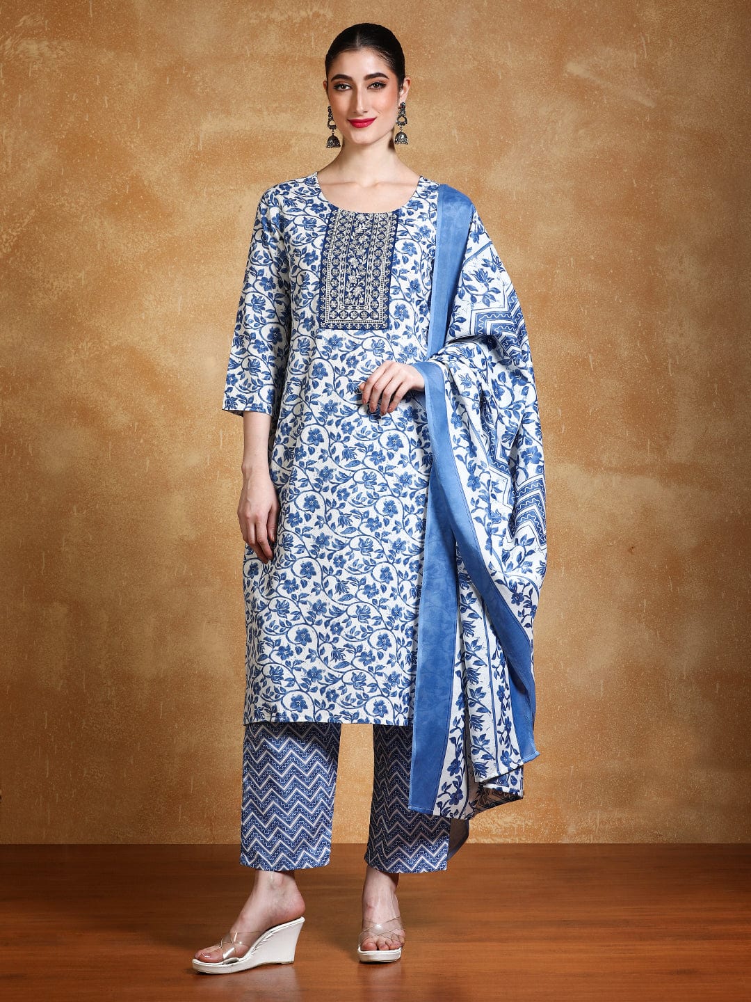 The Kurti Collection Women Floral Yoke Design Regular Thread Work Kurta with Trousers & with Dupatta