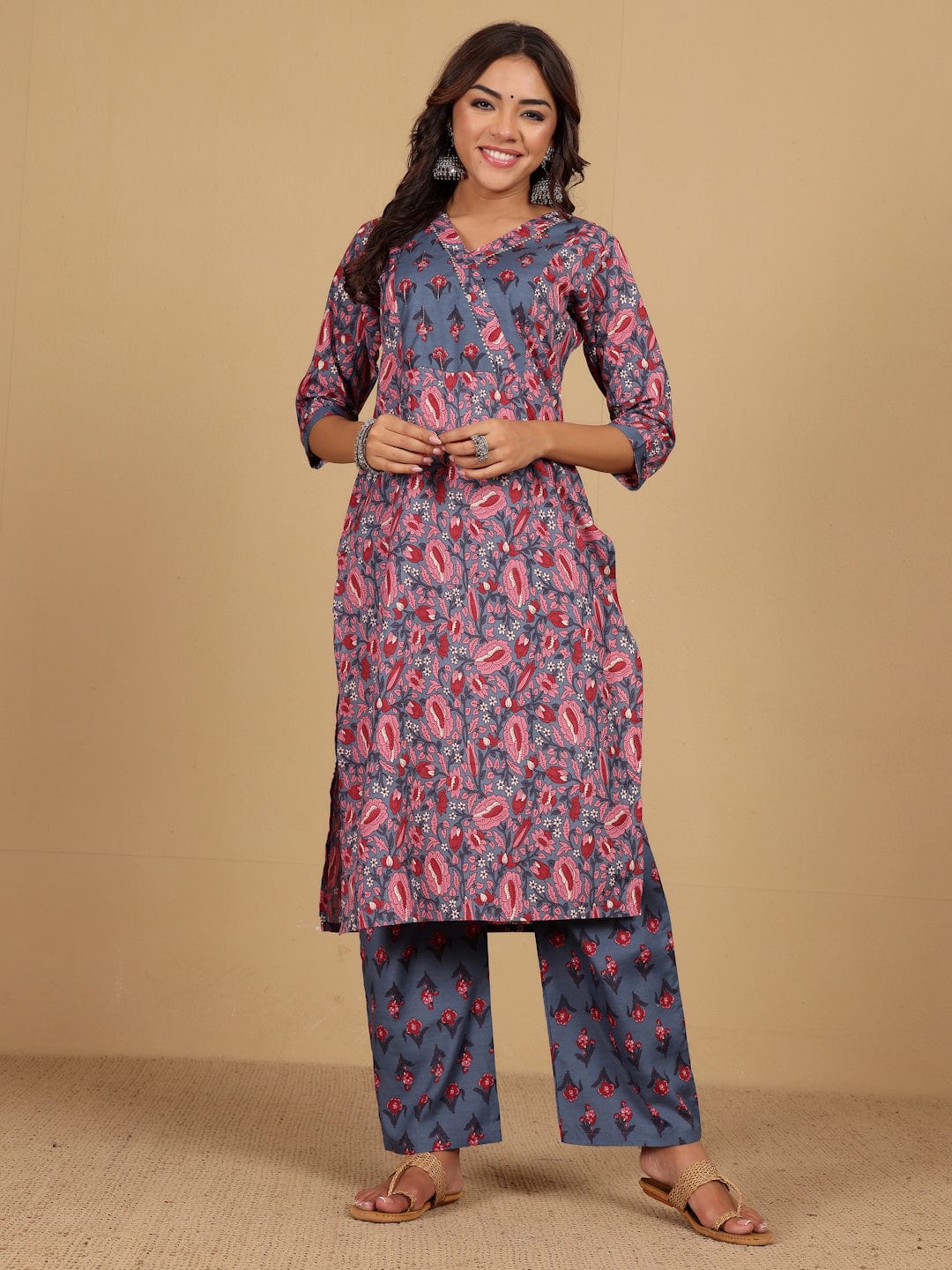 The Kurti Collection Women Ethnic Floral Printed Kurta withTrouser & Dupatta