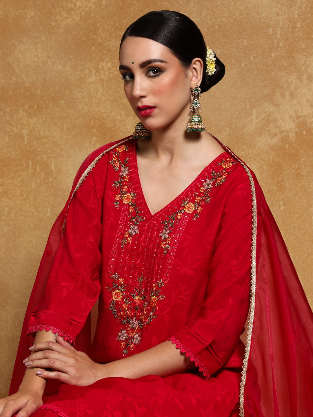 The Kurti Collection Women Floral Motif Thread Embroidered Yoke Kurta with Trouser & Dupatta