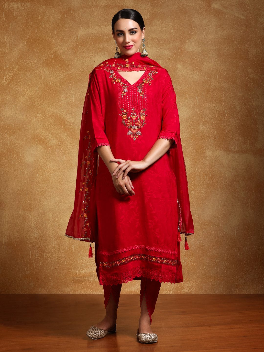The Kurti Collection Women Floral Motif Thread Embroidered Yoke Kurta with Trouser & Dupatta