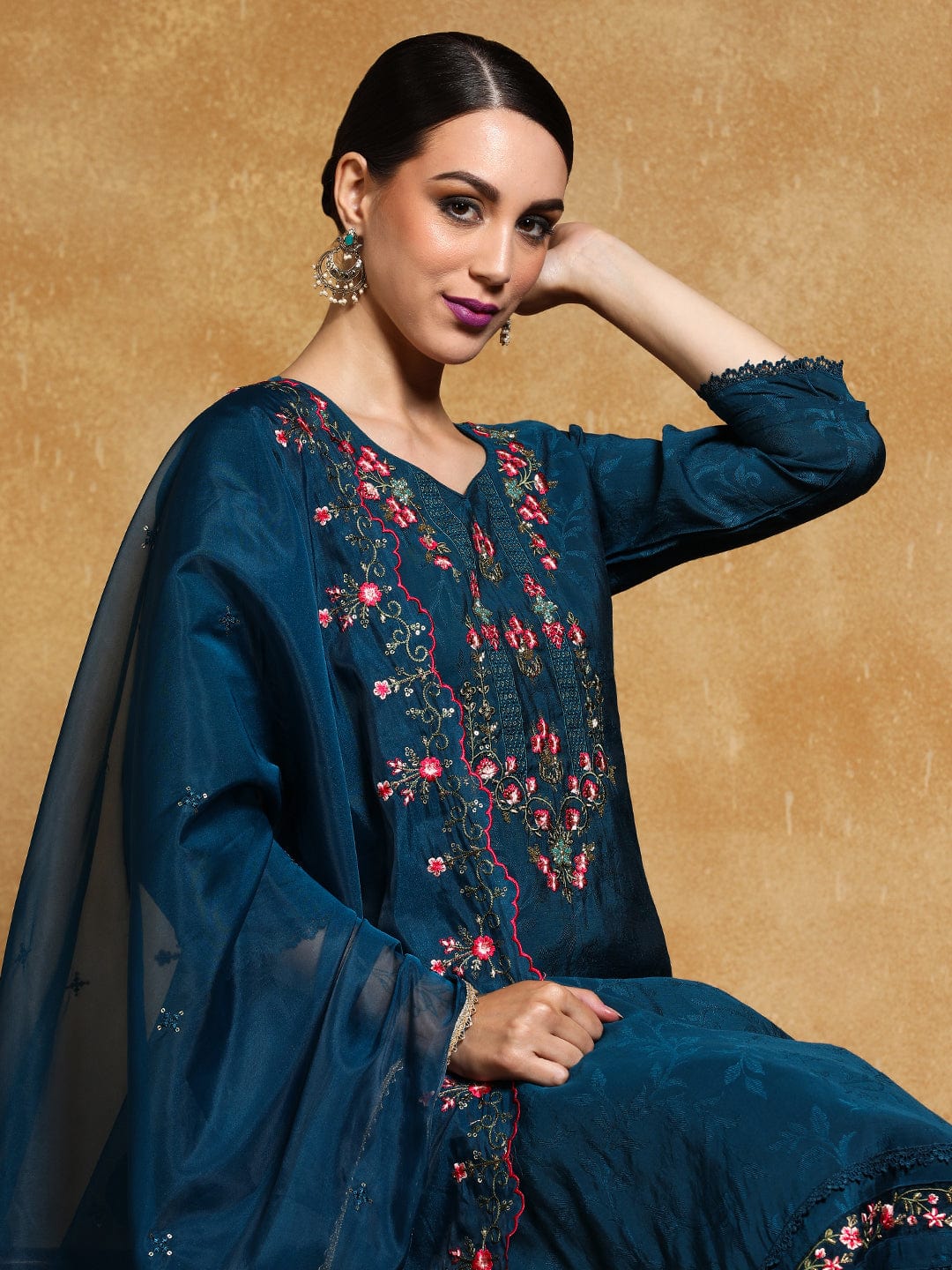 The Kurti Collection Women Floral Motif Thread Embroidered Yoke Kurta with Trouser & Dupatta