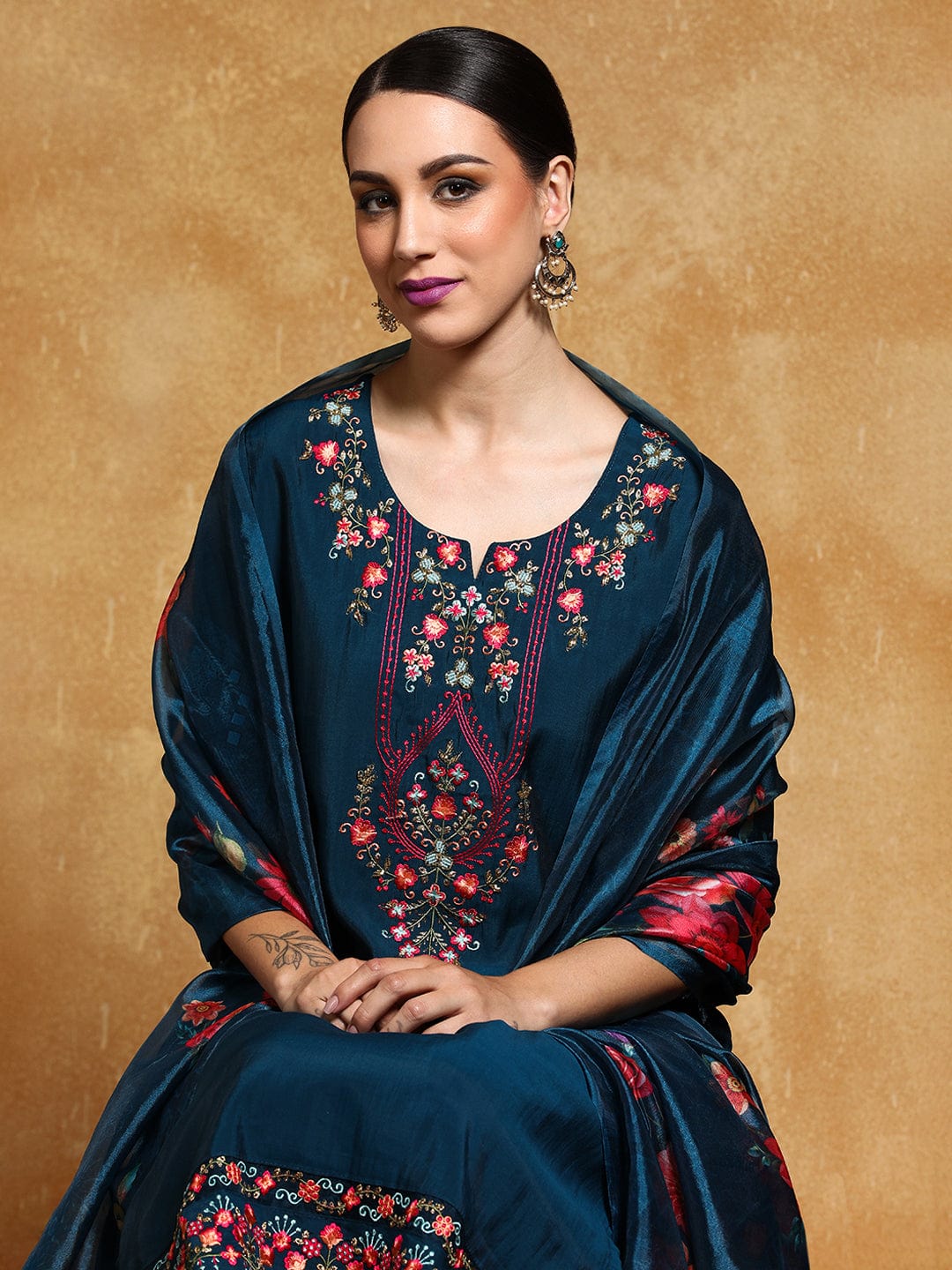 The Kurti Collection Women Floral Motif Thread Embroidered Yoke Kurta with Trouser & Dupatta