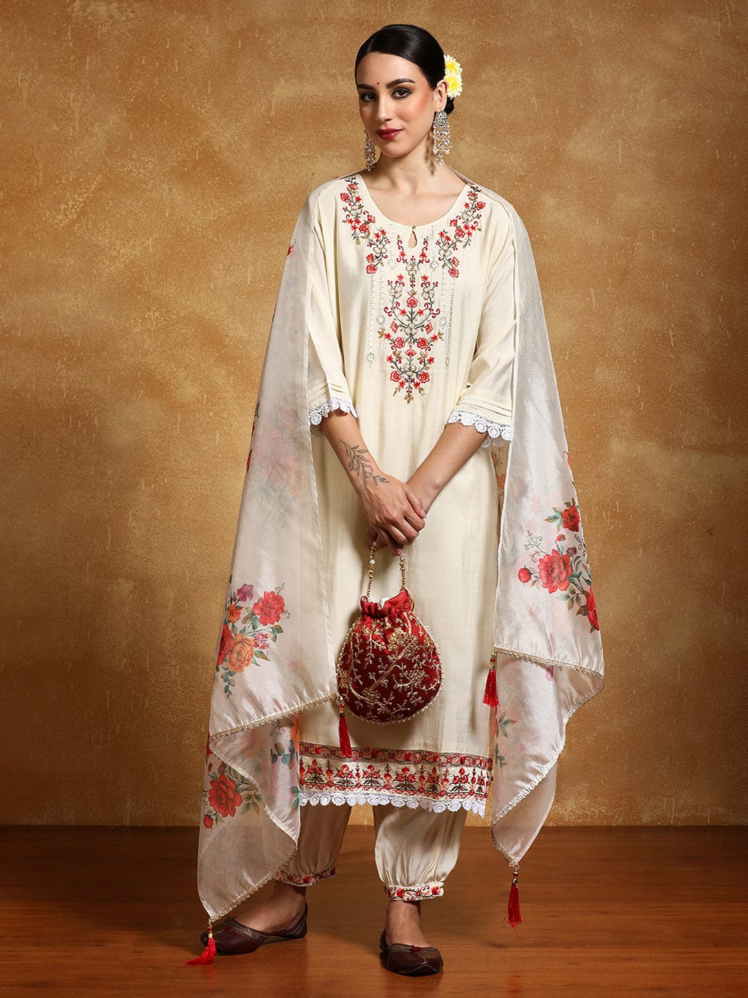 The Kurti Collection Women Floral Motif Thread Embroidered Yoke Kurta with Trouser & Dupatta