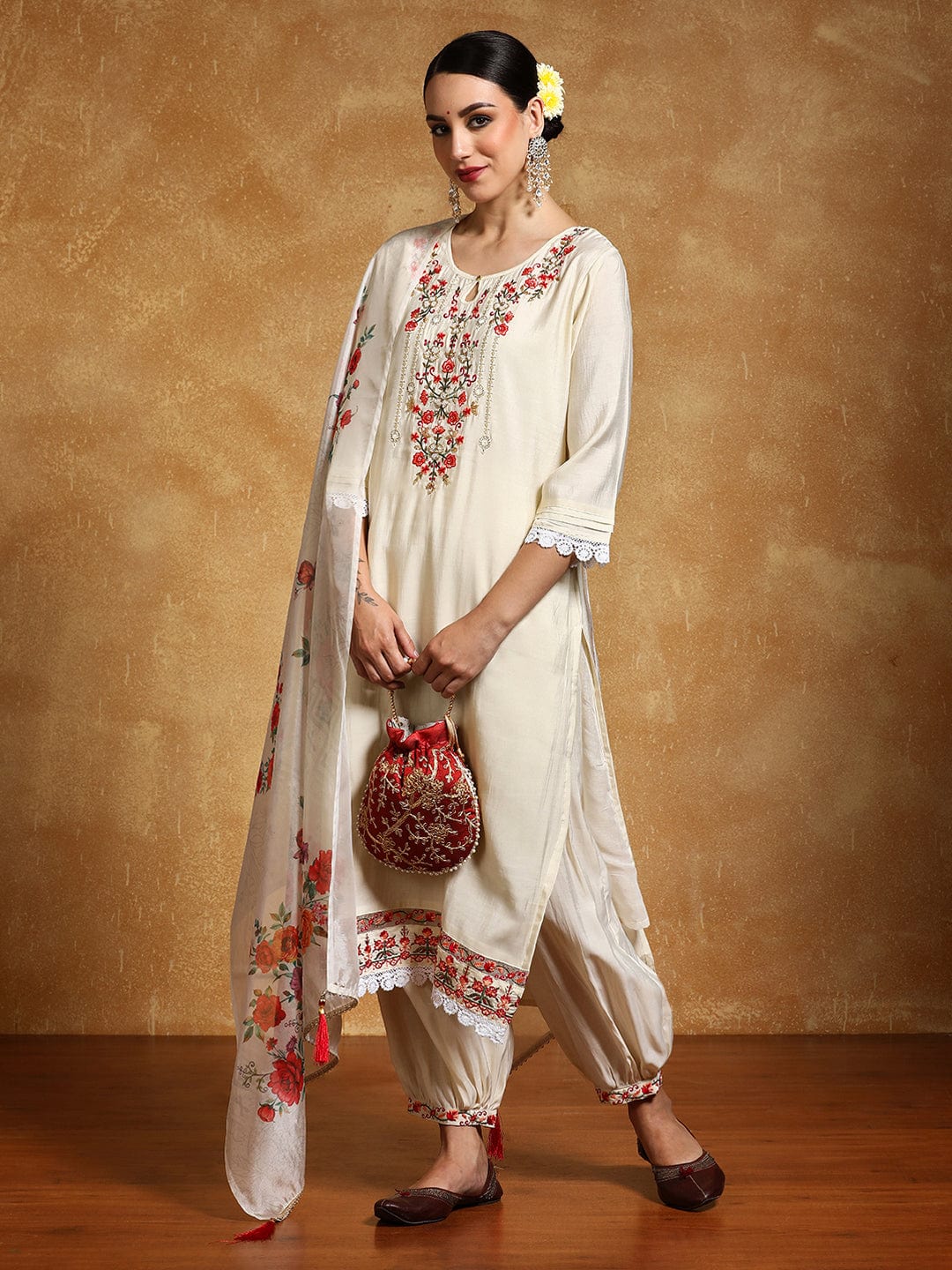 The Kurti Collection Women Floral Motif Thread Embroidered Yoke Kurta with Trouser & Dupatta