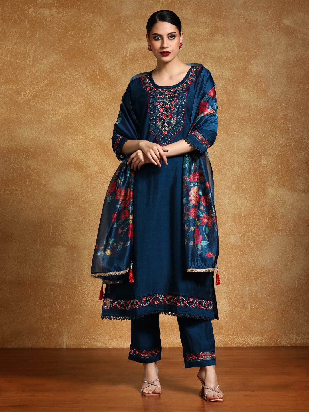 The Kurti Collection Women Thread Embroidered Yoke with All Over Floral Motif Buta Kurta with Trouser & Dupatta