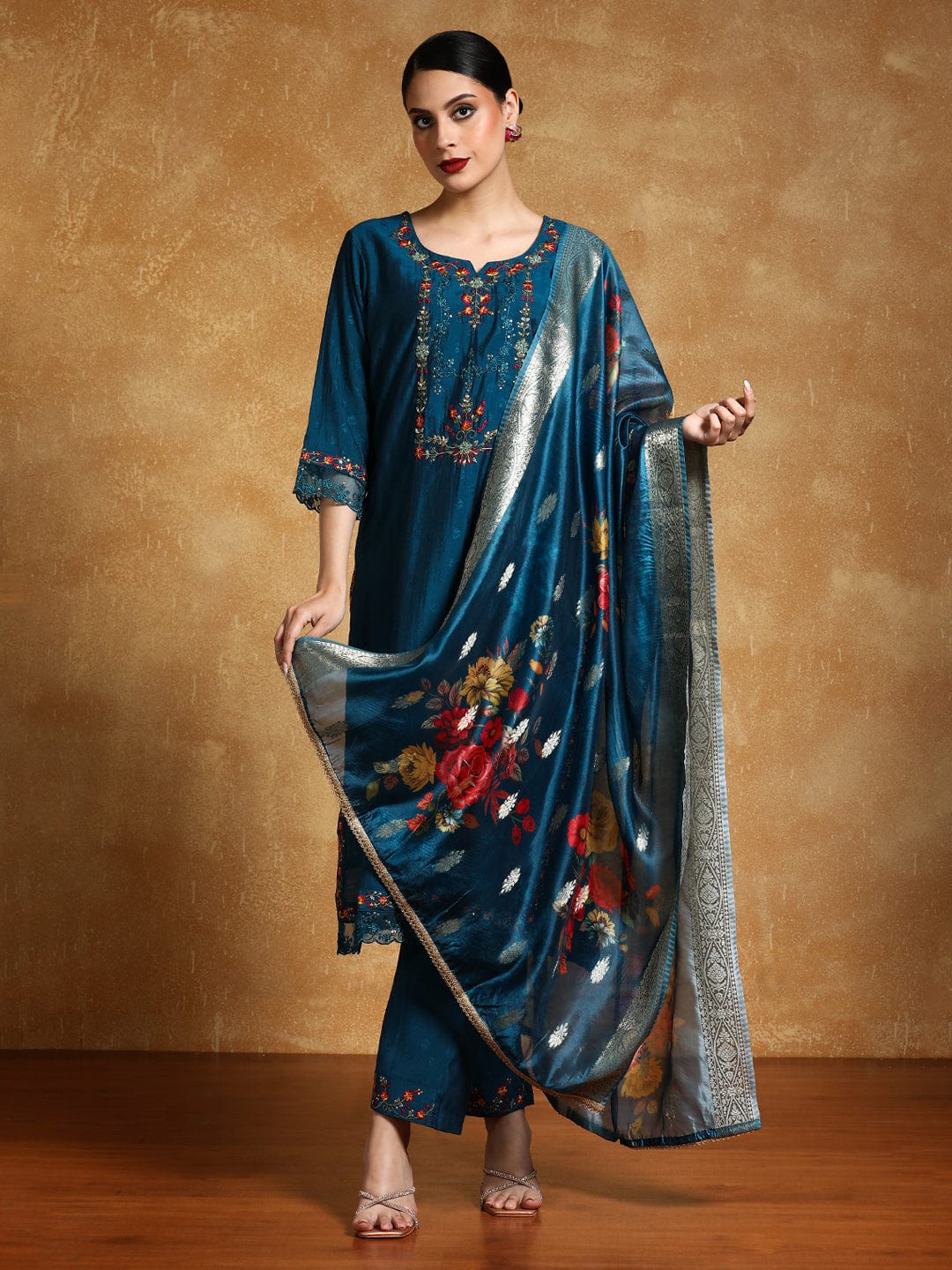 The Kurti Collection Women Floral Motif Thread Embroidered Yoke Kurta with Trouser & Dupatta