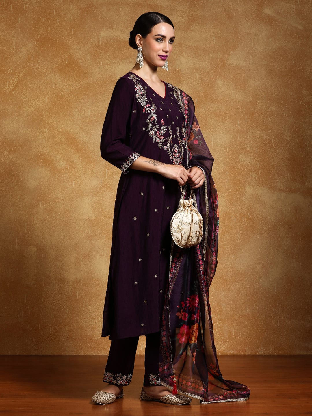 The Kurti Collection Women Zari Embroidered Yoke with all over Floral Motif Buta Kurta with Trouser & Dupatta