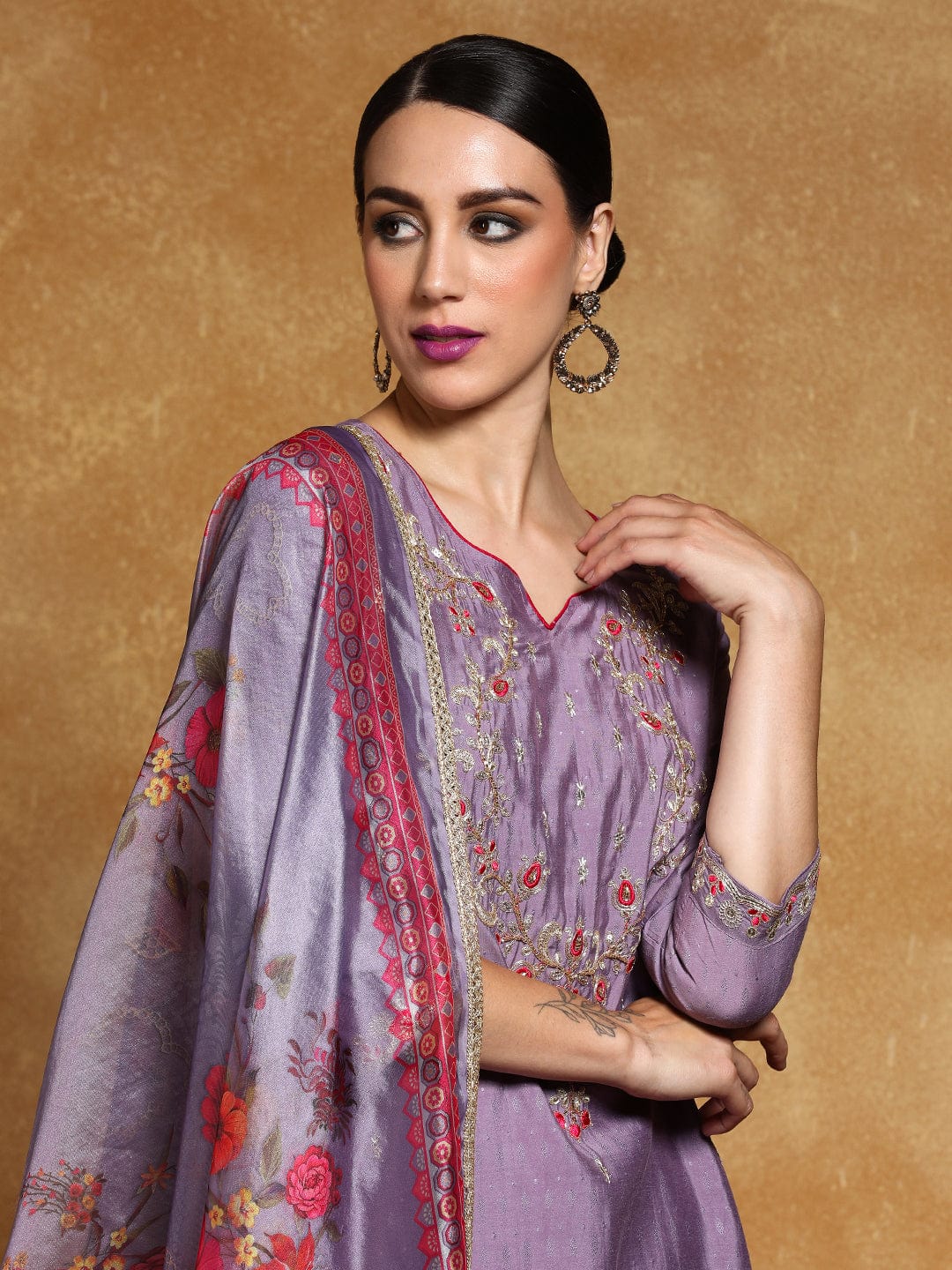 The Kurti Collection Women Zari Embroidered Yoke with All Over Floral Motif Buta Kurta with Trouser & Dupatta
