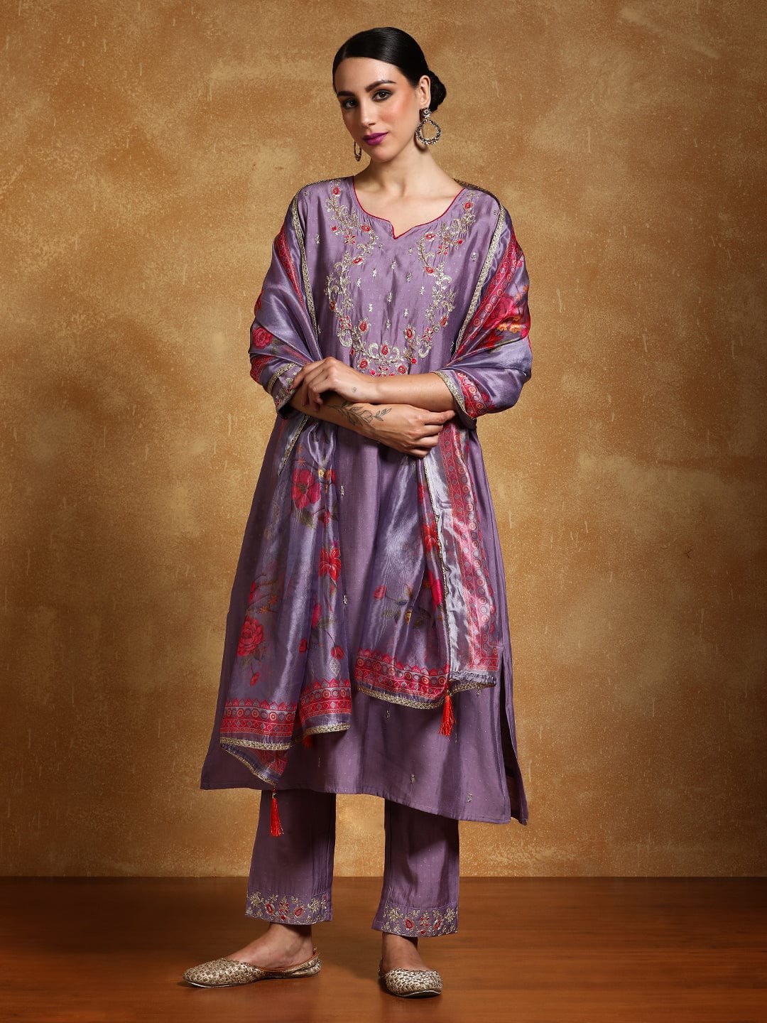 The Kurti Collection Women Zari Embroidered Yoke with All Over Floral Motif Buta Kurta with Trouser & Dupatta