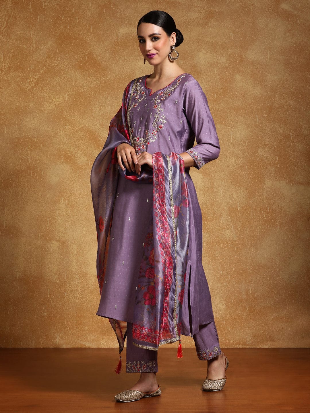The Kurti Collection Women Zari Embroidered Yoke with All Over Floral Motif Buta Kurta with Trouser & Dupatta