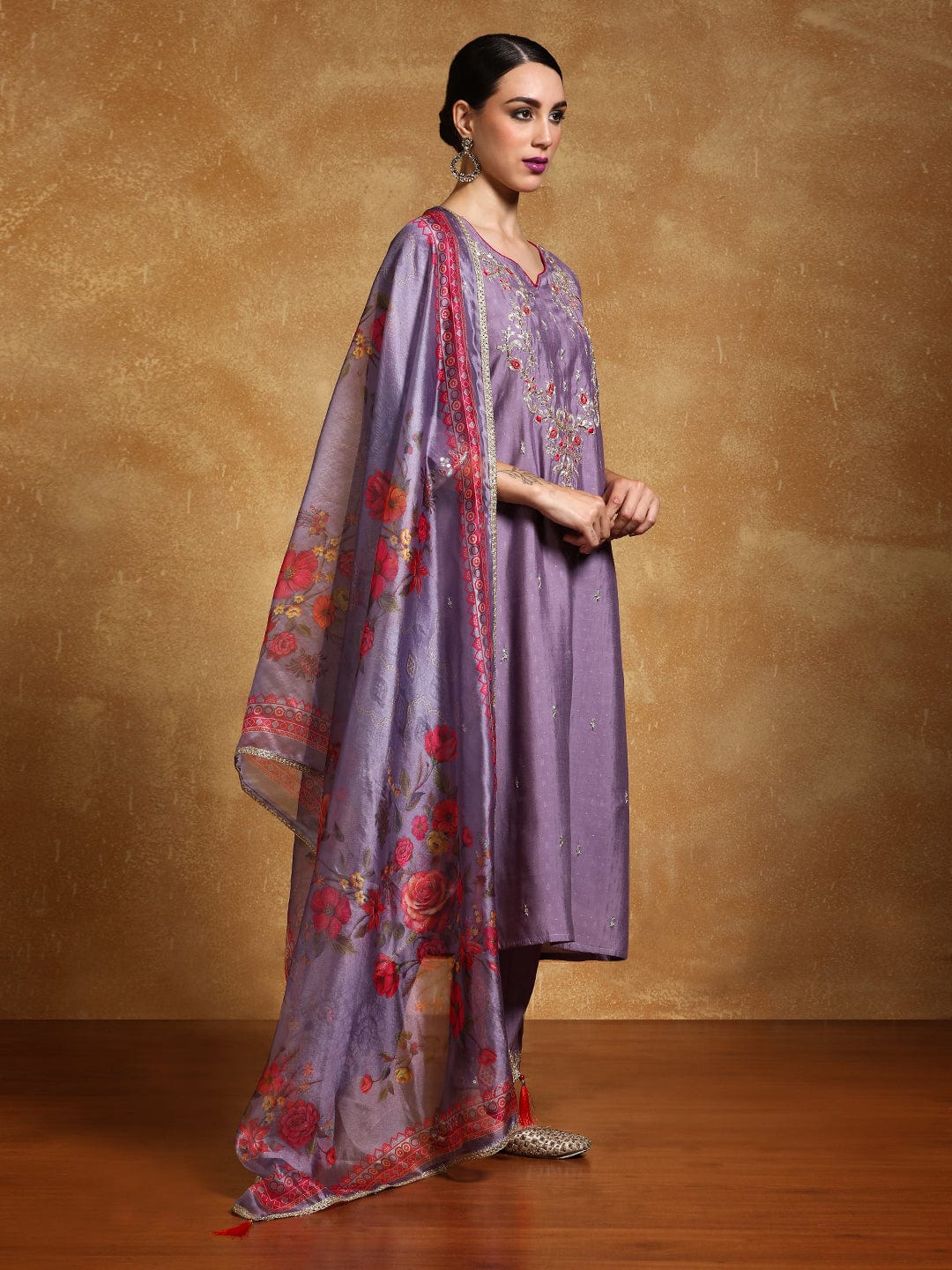 The Kurti Collection Women Zari Embroidered Yoke with All Over Floral Motif Buta Kurta with Trouser & Dupatta