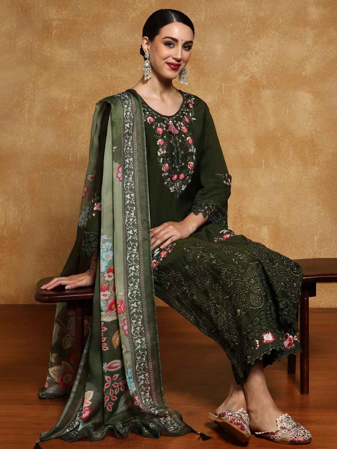 The Kurti Collection Women Floral Heavy Thread Embroidered Schffili Hem Kurta with Trouser & Dupatta