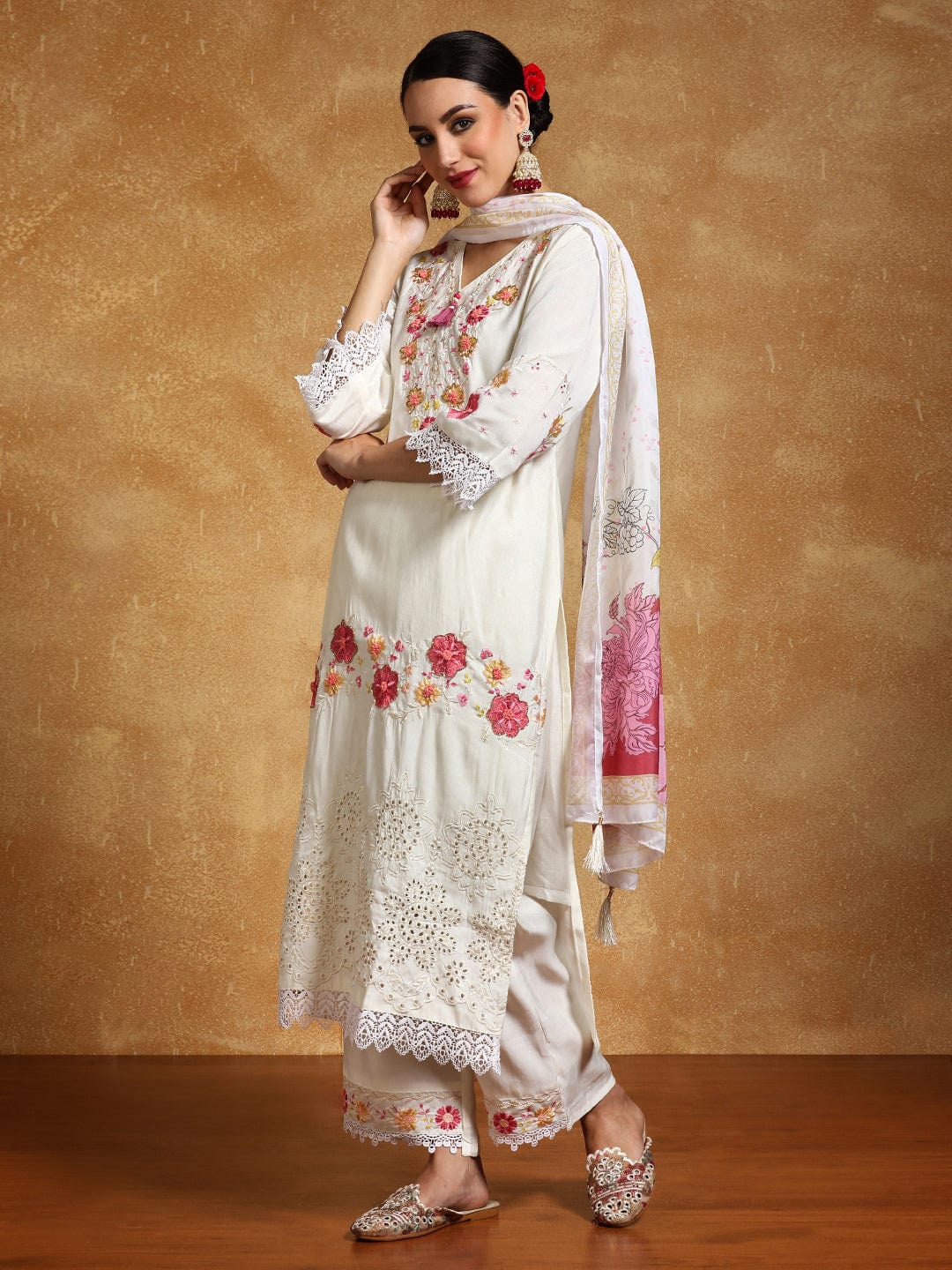The Kurti Collection Women Floral Heavy Thread Embroidered Schffili Hem Kurta with Trouser & Dupatta
