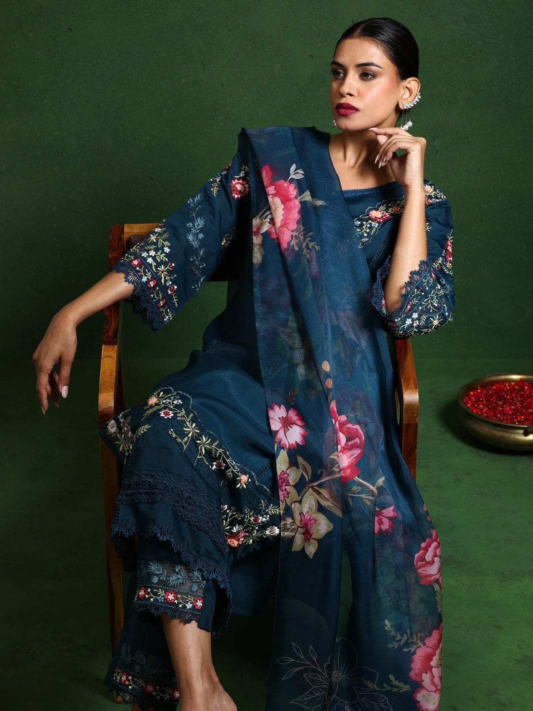 The Kurti Collection Women Floral Heavy Thread Embroidered Schffili Hem Kurta With Trouser & Dupatta