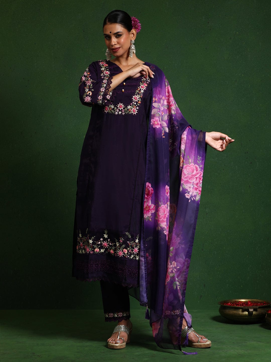 The Kurti Collection Women Floral Heavy Thread Embroidered Schffili Hem Kurta With Trouser & Dupatta