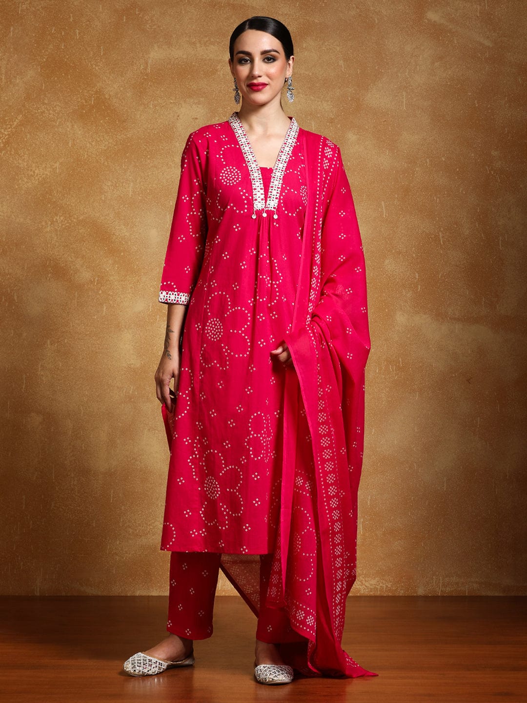 The Kurti Collection Women-Thread Embroidered Bandhani Printed Flared Kurta With Trouser & Dupatta
