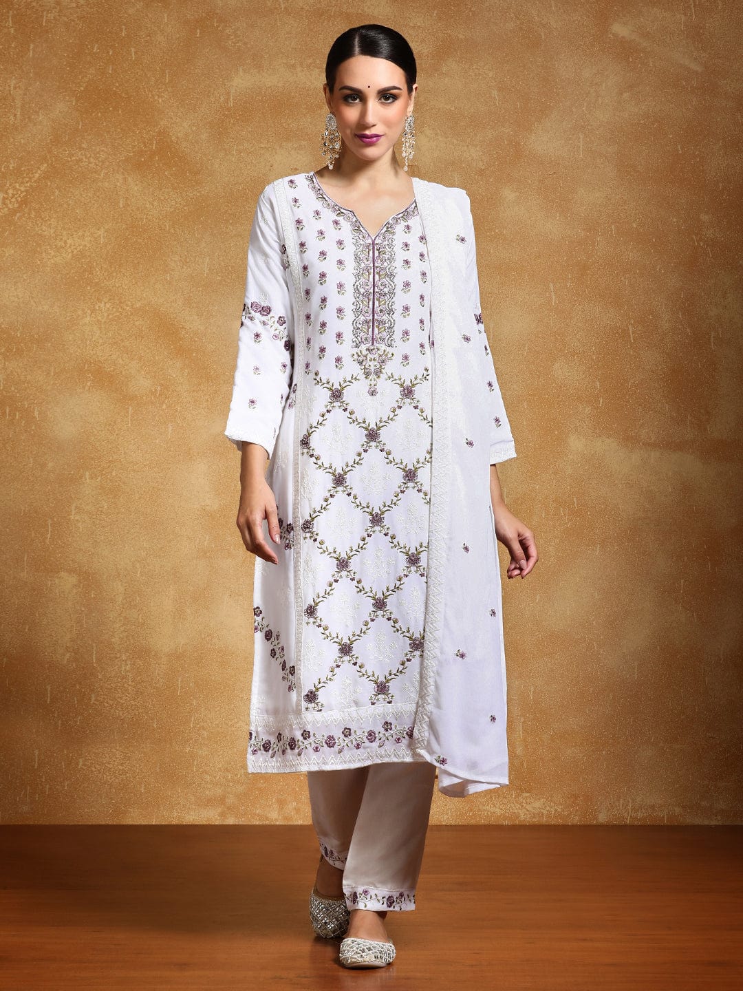 The Kurti Collection Women-Thread Embroidered All Over Work Kurta With Trousere & Dupatta