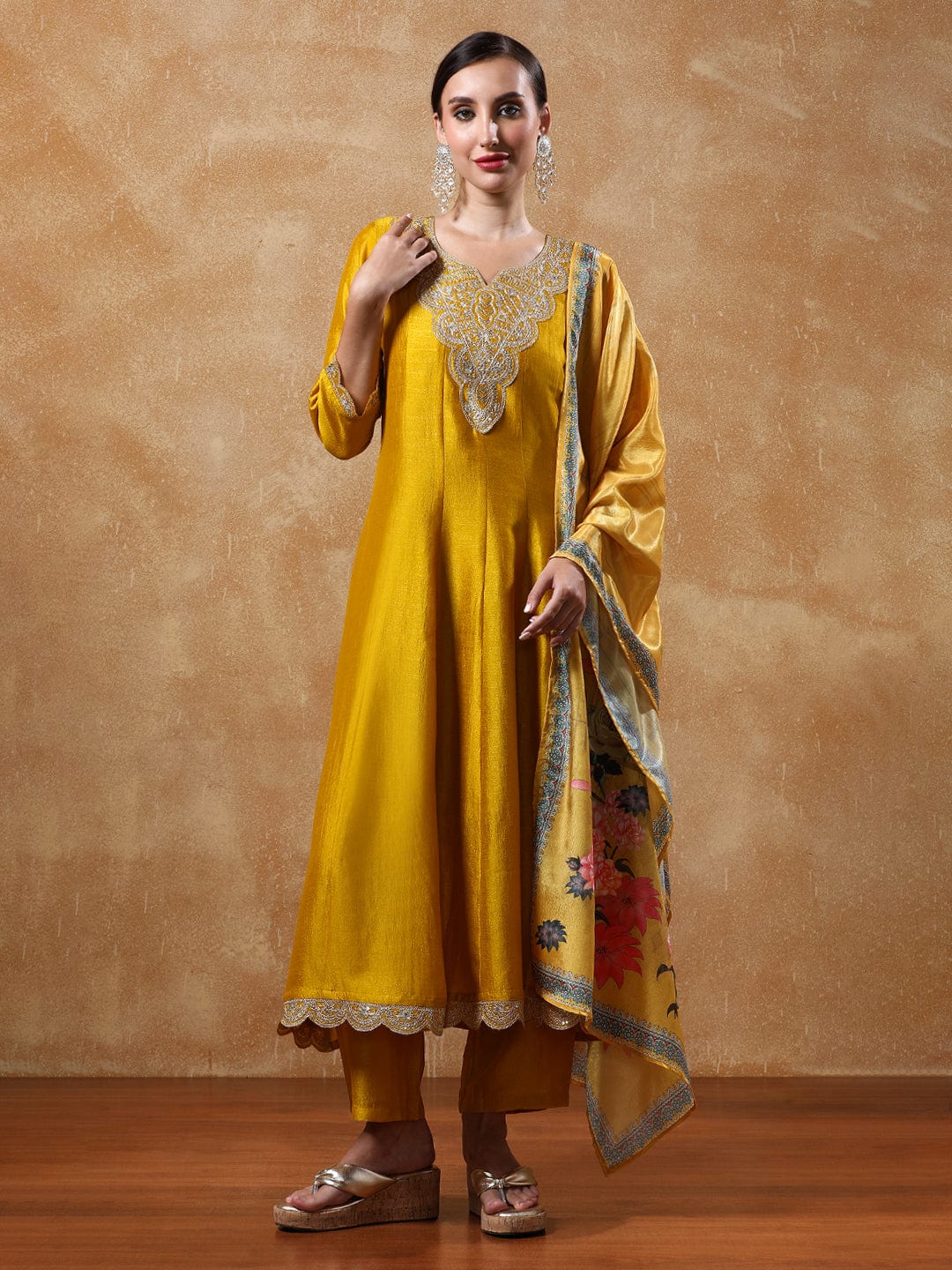 The Kurti Collection Women Yoke Design Regular Kurta with Trousers & with Dupatta