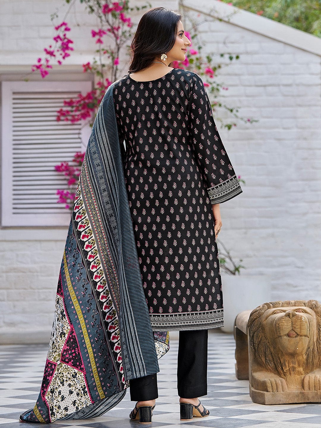 The Kurti Collection Women Ethnic Floral Mirror Embroidered Pakistani Kurta With Trouser & Dupatta