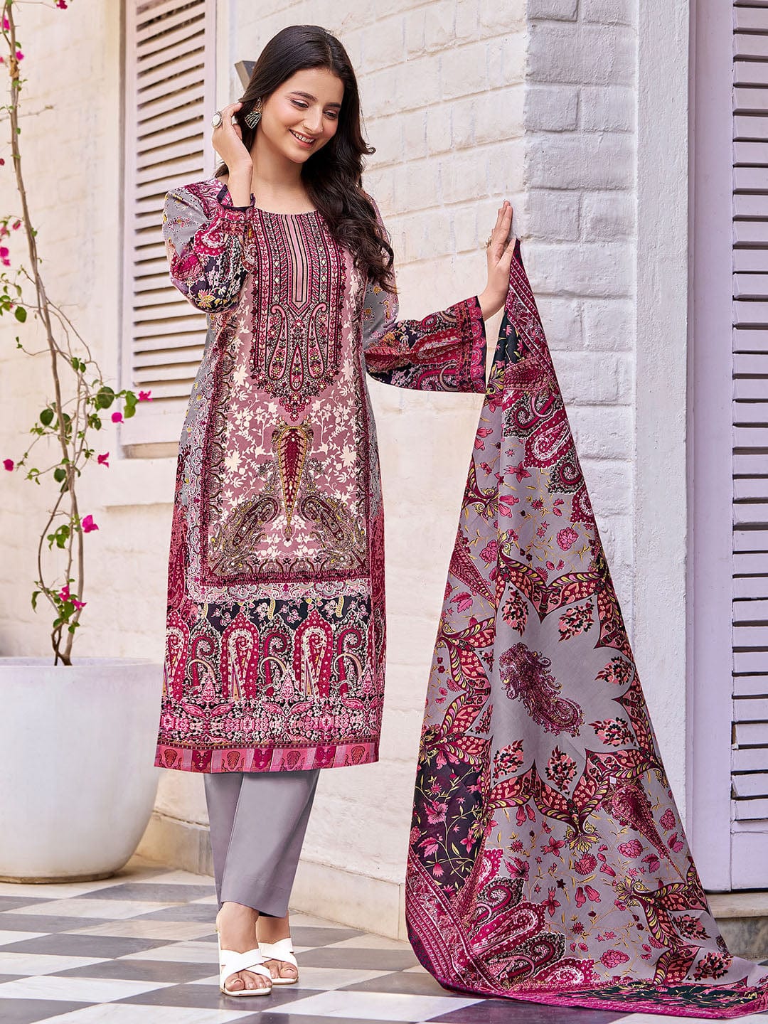 The Kurti Collection Women Ethnic Floral Mirror Embroidered Pakistani Kurta With Trouser & Dupatta