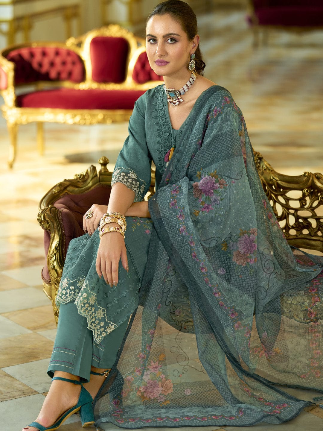 The Kurti Collection Women-Floral Motif Thread Embroidered Schiffli & Orangza Lace Detailed Kurta With Trouser & Dupatta