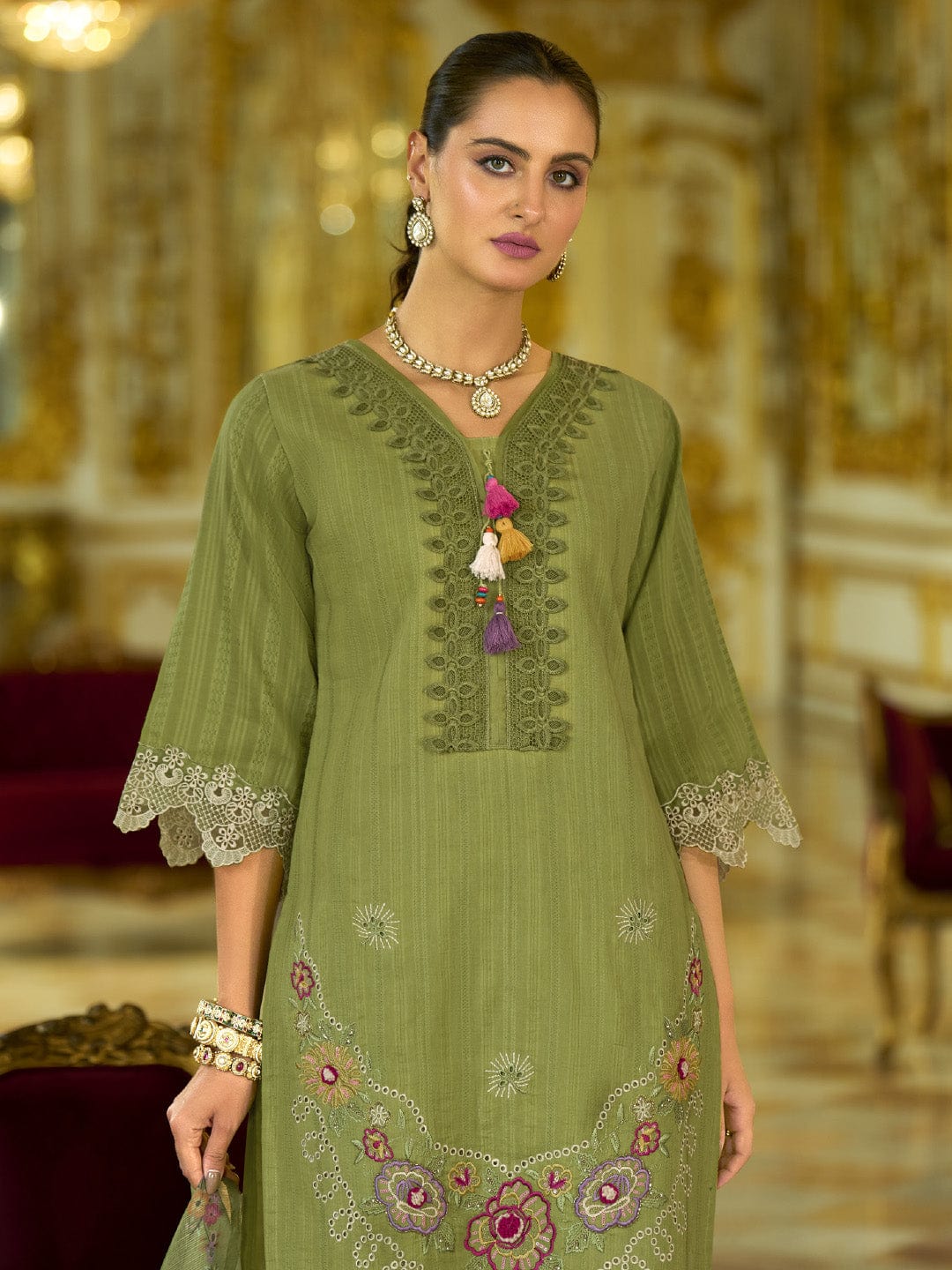 The Kurti Collection Women-Floral Motif Thread Embroidered Schiffli & Orangza Lace Detailed Kurta With Trouser & Dupatta