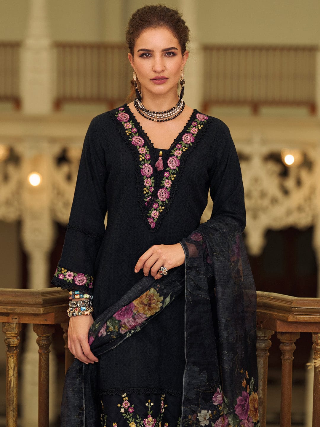 The Kurti Collection Women Floral Motif Thread Embroidered & Orangza Lace Detailed Kurta With Trouser & Dupatta