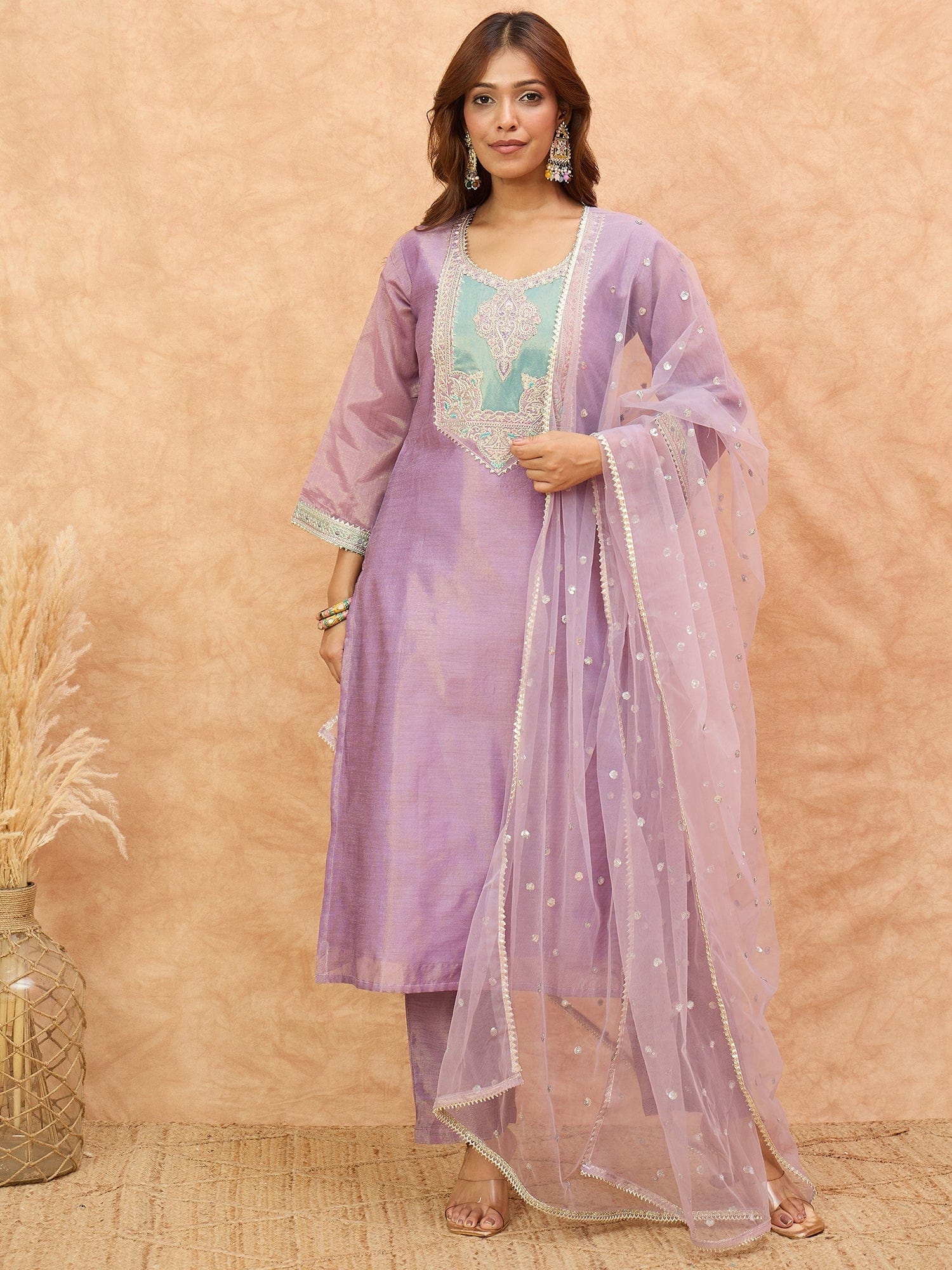 The Kurti Collection Women Shimmer Kurta Set With Elegant Zari Embroidery, Paired With A Sequin-Detailed Net Dupatta.
