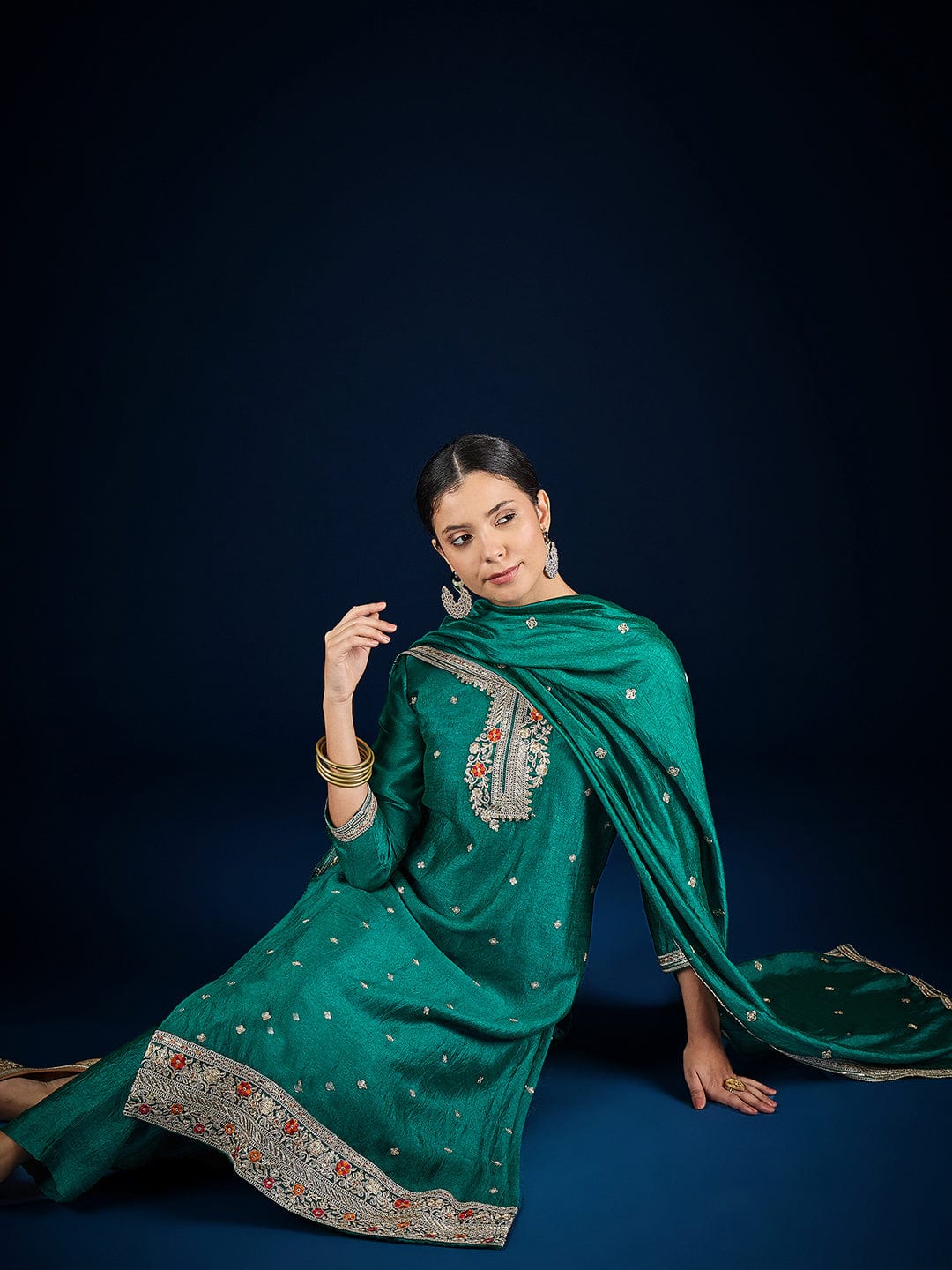 The Kurti Collection Teal Kurta Set Featuring Beadwork Detailing, Embroidered Hem Trousers, And A Hand-Embroidered Dupatta For A Timeless Ethnic Look.