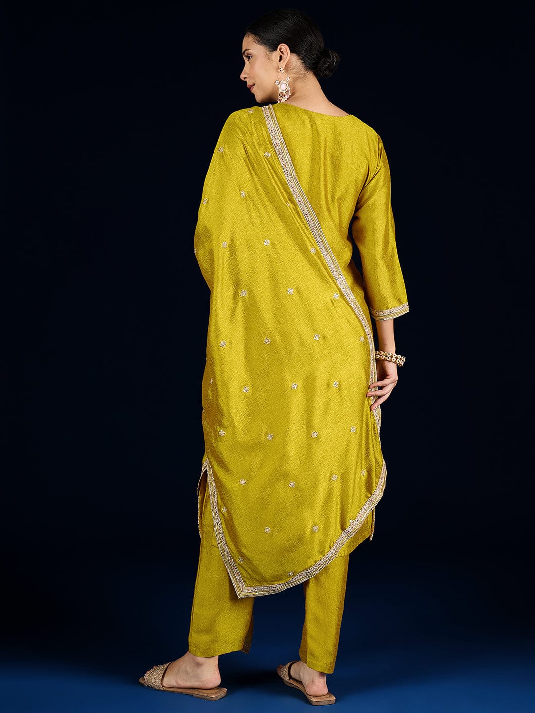 The Kurti Collection Kurta Set Featuring Beadwork Detailing, Embroidered Hem Trousers, And A Hand-Embroidered Dupatta For A Timeless Ethnic Look.