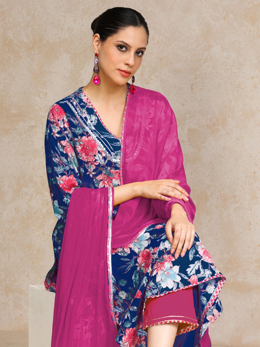 The Kurti Collection Women Floral Printed Boho Look Flared Sleeve Kurta With Trouser & Dupatta