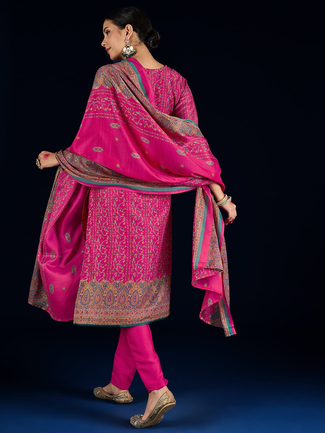 The Kurti Collection Fuchsia Ethnic Printed Straight Kurta With Lace Round Neck, Paired With Solid Trousers And A Printed Dupatta.