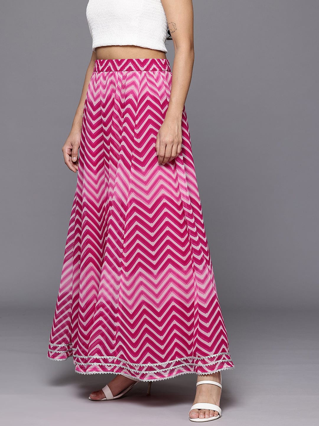 The Kurti Collection Women Leheriya Printed Gota Embellished Skirt