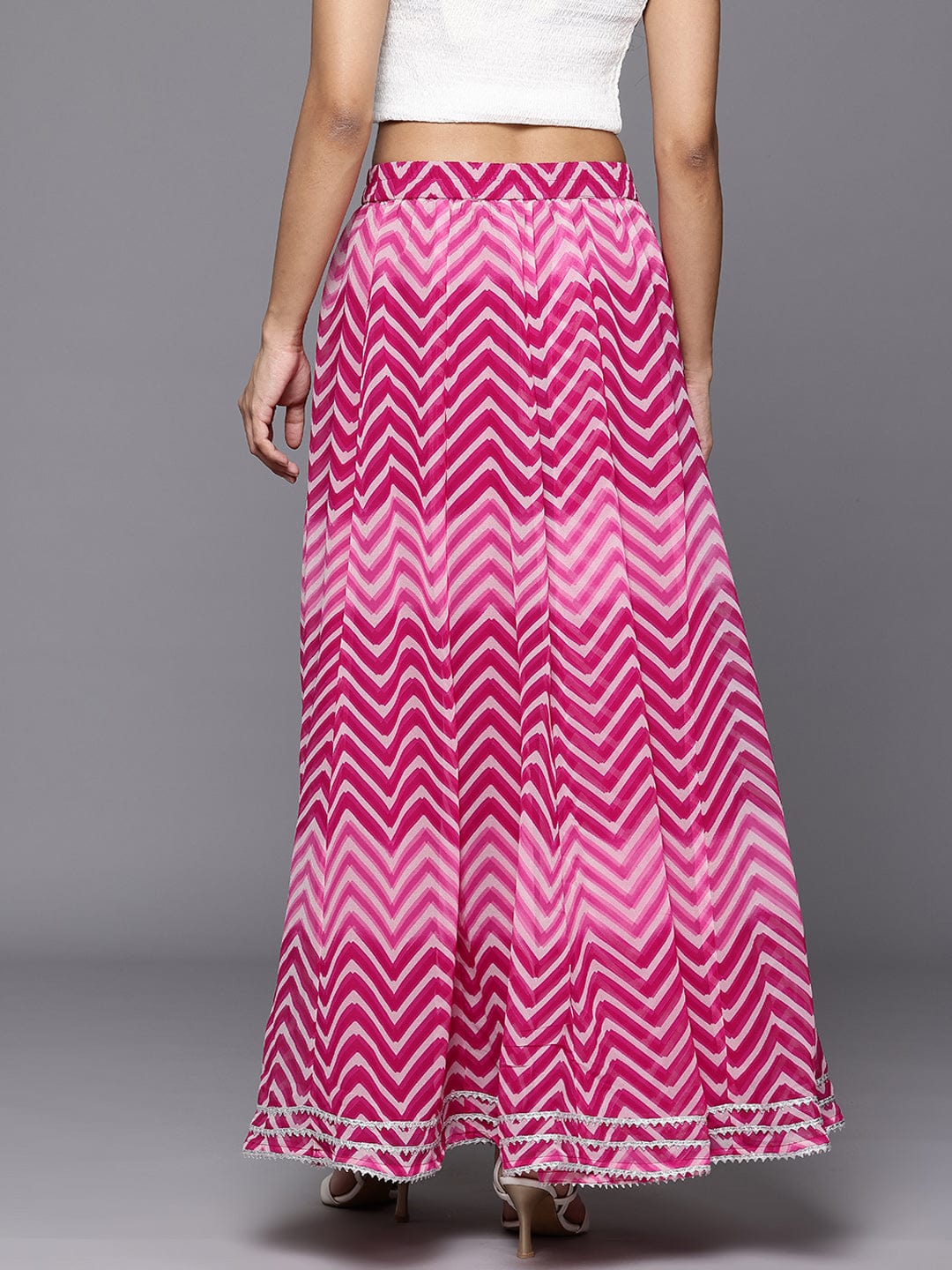 The Kurti Collection Women Leheriya Printed Gota Embellished Skirt