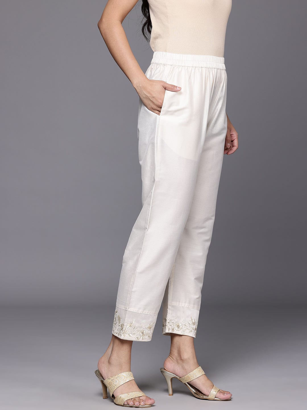 The Kurti Collection Women Off White Thread And Zari Embroidered Bottom