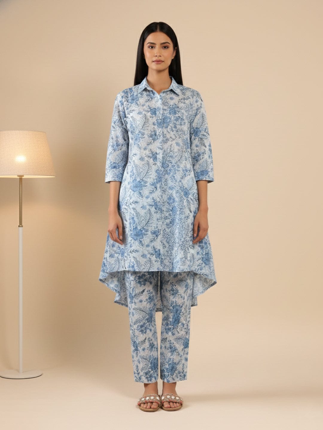 KSUT Women Blue Floral Printed High- Low Kurta With Bottom