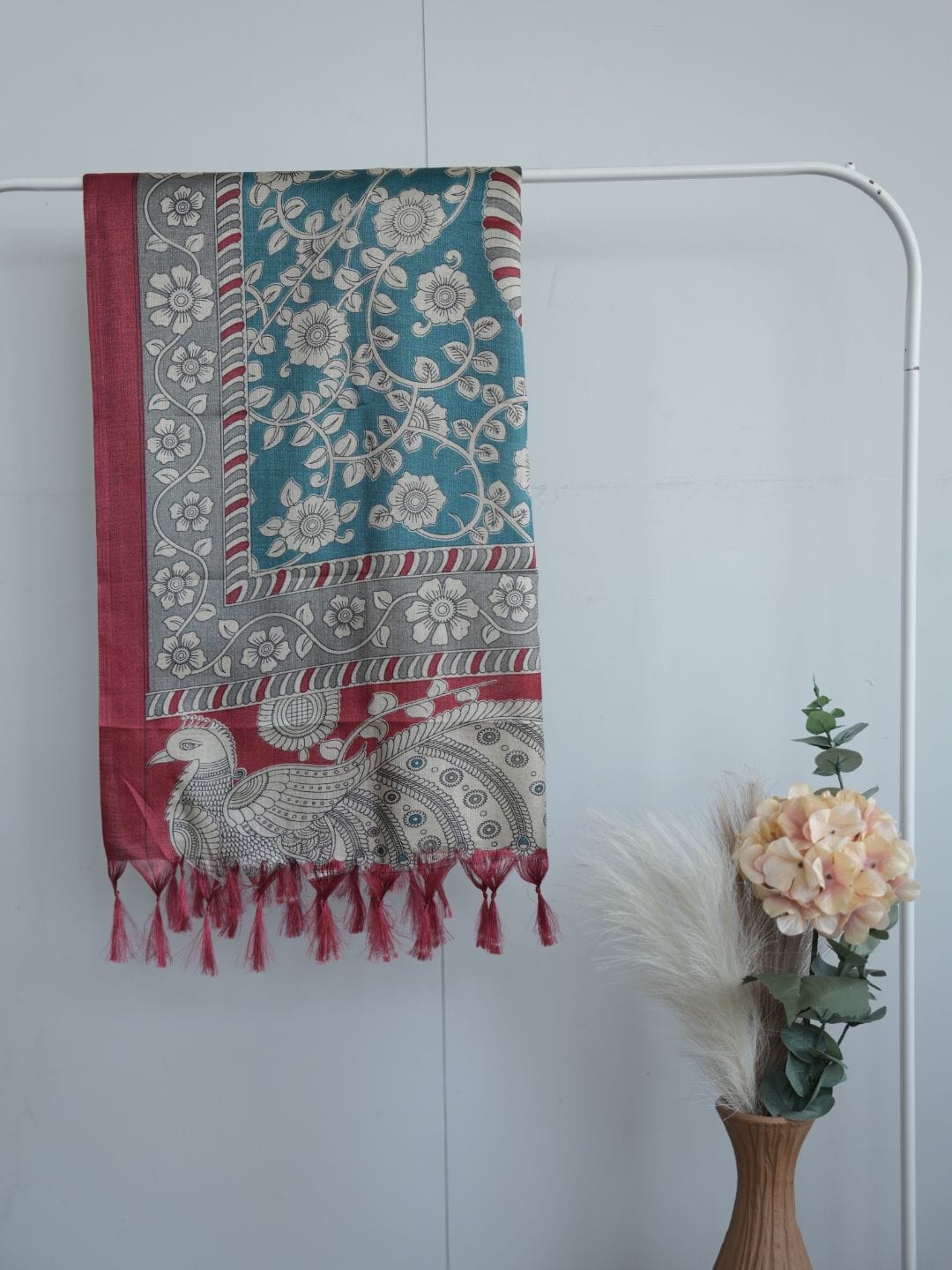 Free The Kurti Collection Free Dupatta-4