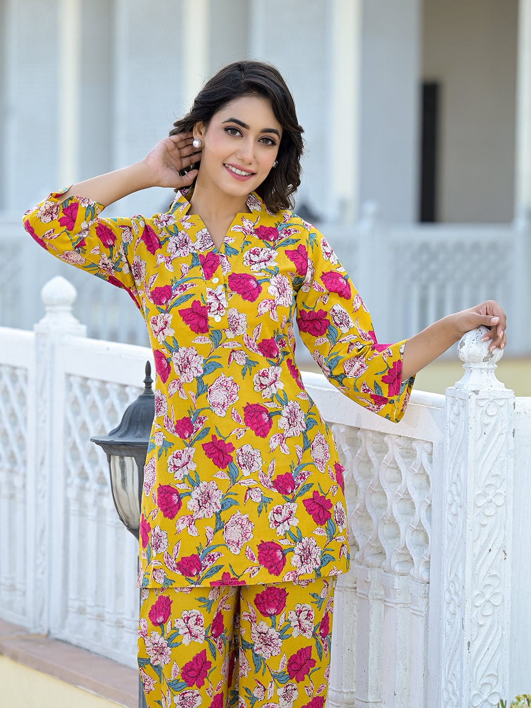 The Kurti Collection Women Yellow Floral Printed Notch Collar V-Neck Co-Ords