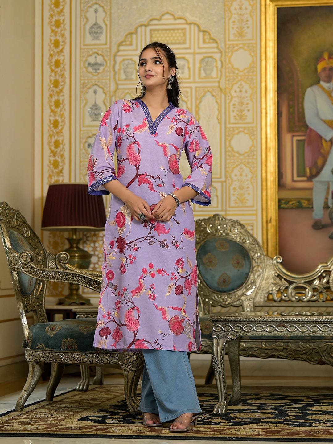 The Kurti Collection Women Lavender Floral Printed V-Neck Straight Kurta With Three Quarter Bell Sleeves