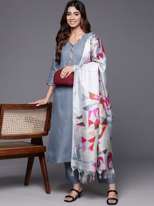 The Kurti Collection Women Grey Straight Kurta With Tonal Bottom & Printed Bhaghalpuri Dupatta