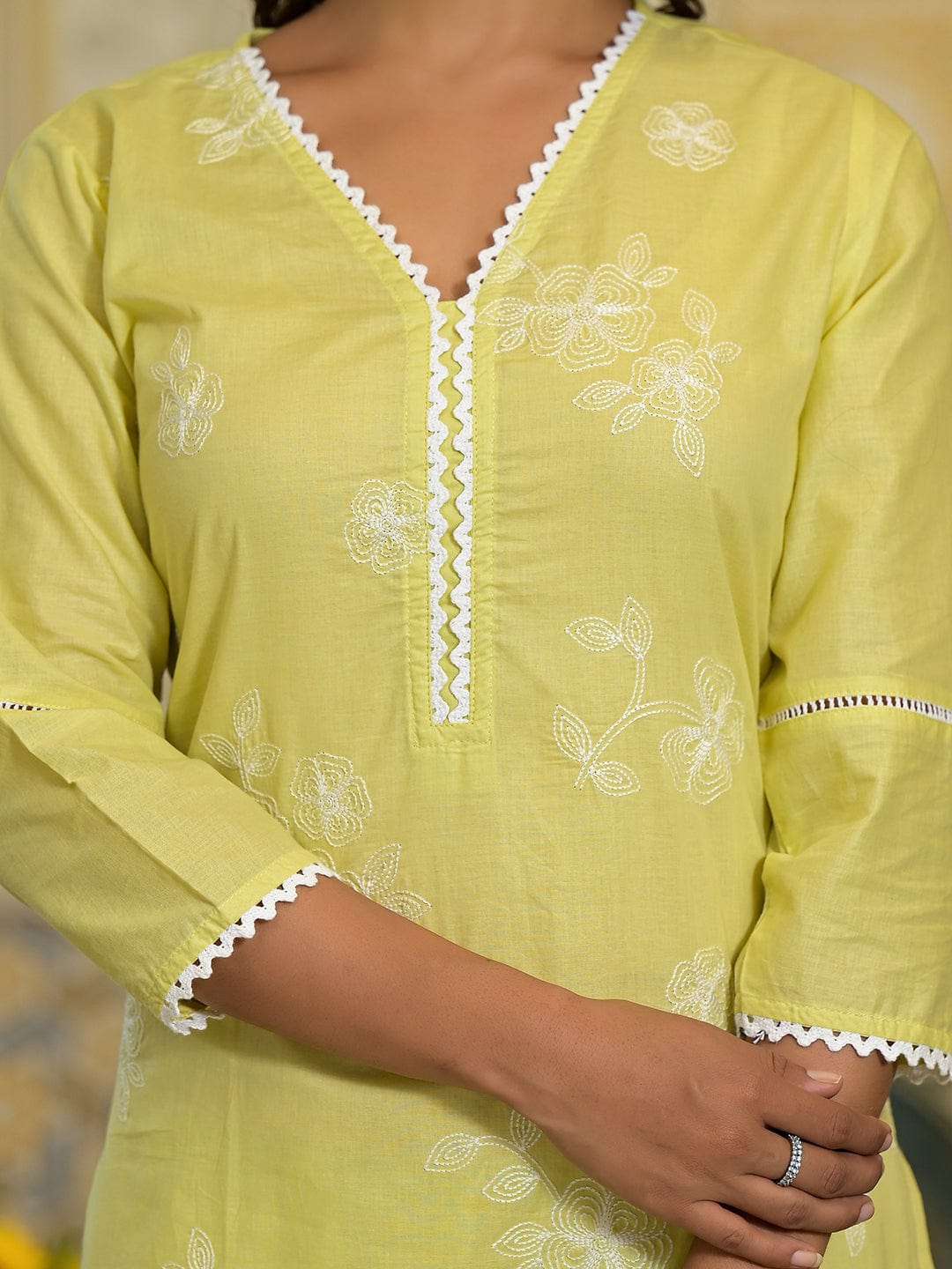 The Kurti Collection Women Lime Green Thread Embroidered Kurta Set With Dupatta