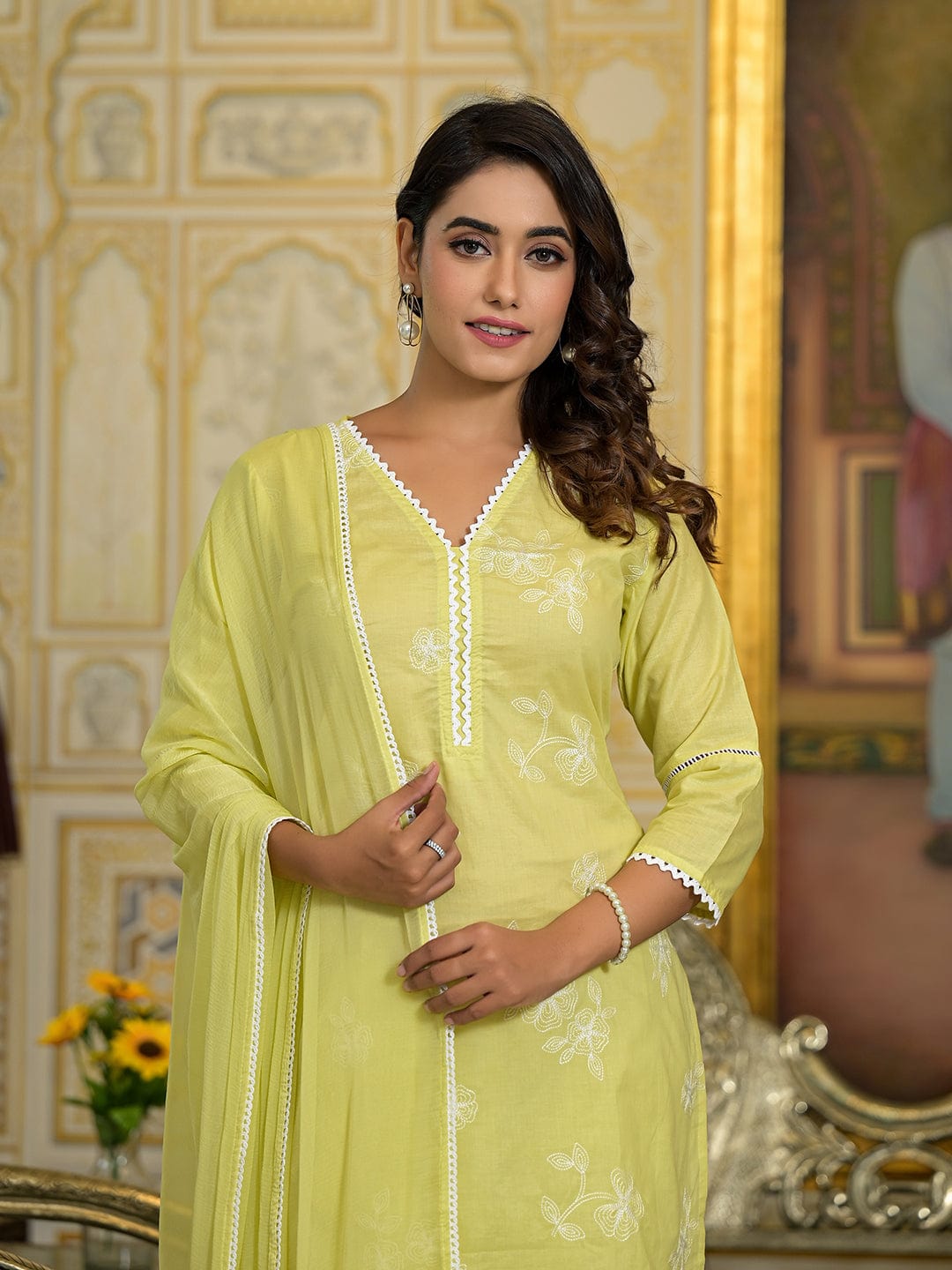 The Kurti Collection Women Lime Green Thread Embroidered Kurta Set With Dupatta